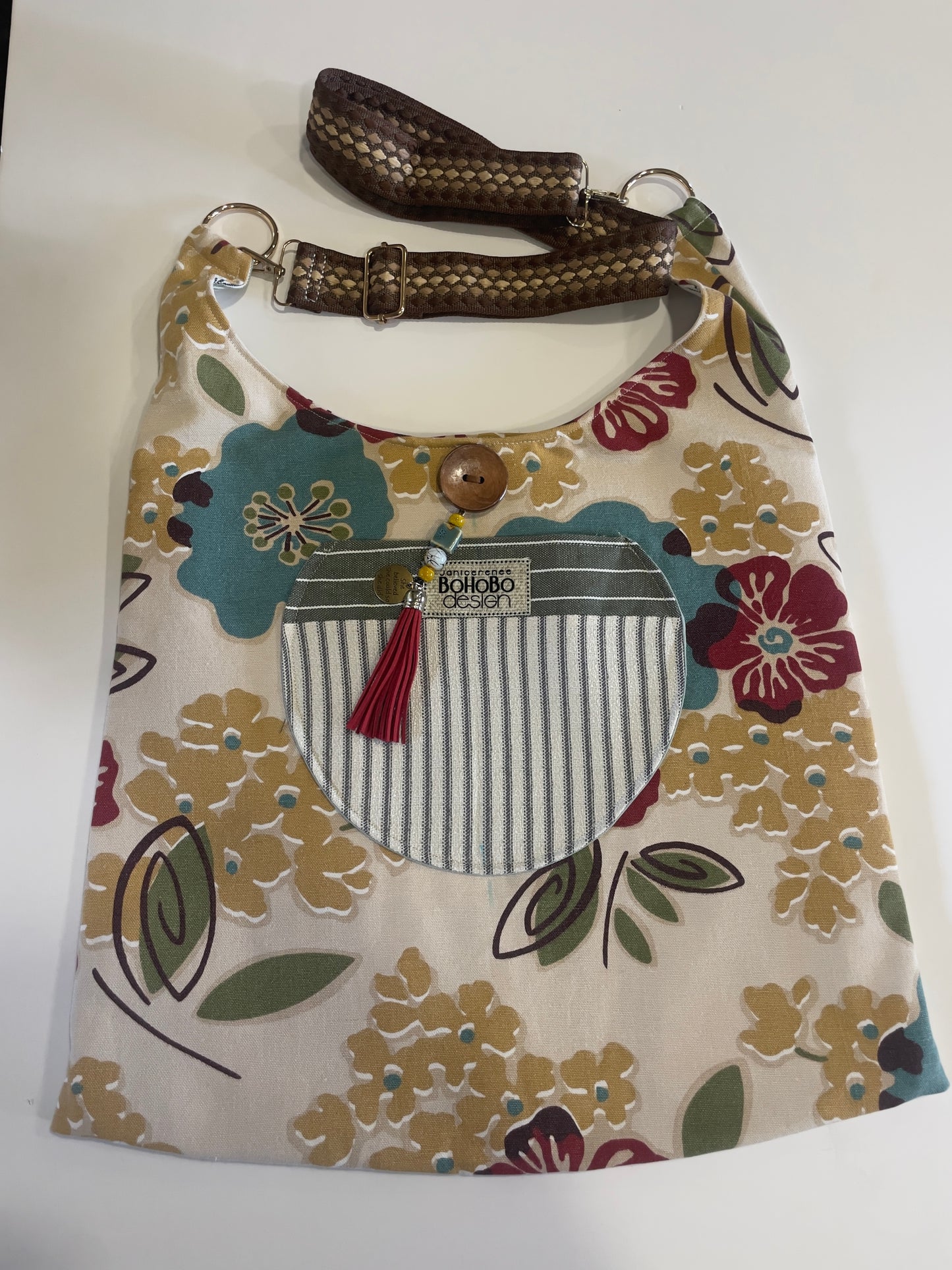 VIBEZ Locations - BoHoBo Travel Style Bags I Satchels with Inspirational Charms